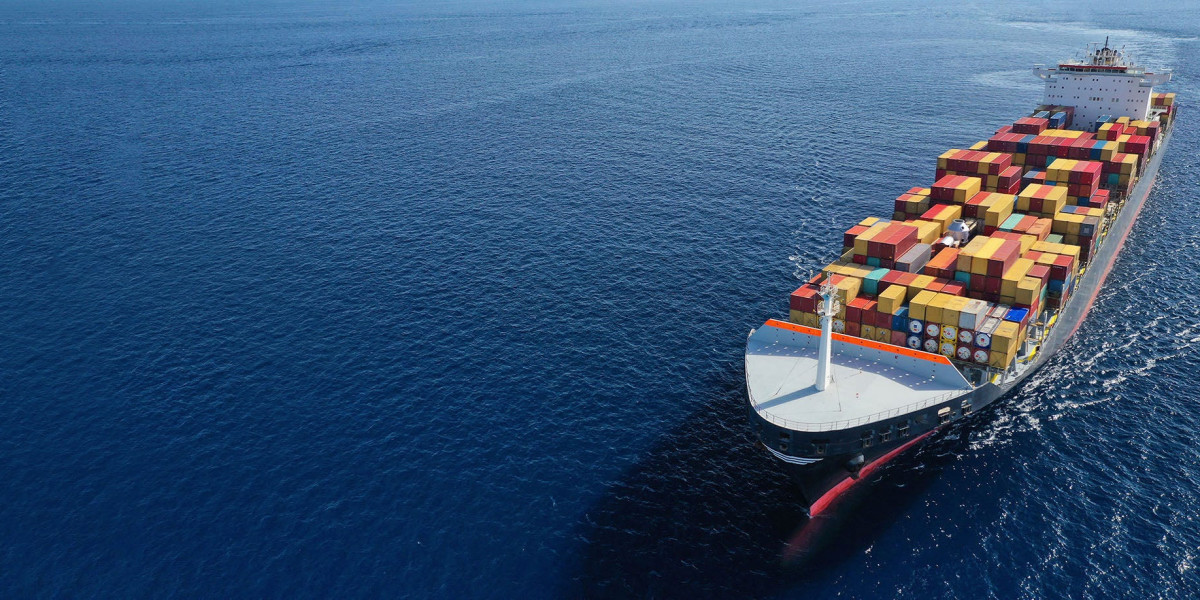 A Complete Guide to International Shipping for Small Business Owners